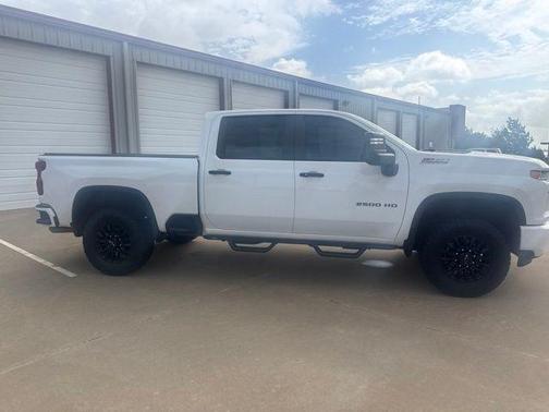 Summit White 2023 Chevrolet Silverado 2500 LT