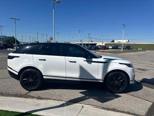 Fuji White 2026 Land Rover Range Rover Velar P250 Dynamic SE