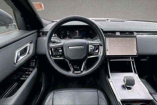 Fuji White 2026 Land Rover Range Rover Velar P250 Dynamic SE
