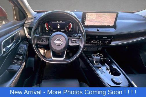 Scarlet Ember 2024 Nissan Rogue Platinum