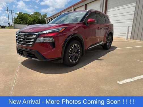 Scarlet Ember 2024 Nissan Rogue Platinum