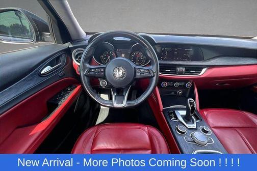 Anodized Blue Metallic 2021 Alfa Romeo Stelvio Base
