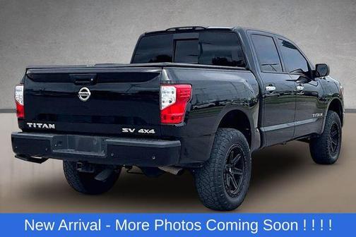 Black 2021 Nissan Titan SV