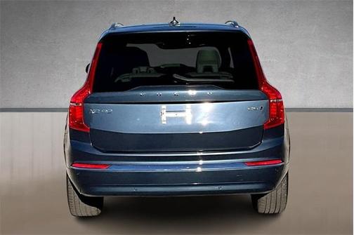 2024 Volvo XC90 B5 Plus Bright Theme