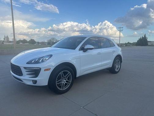 2018 Porsche Macan Base