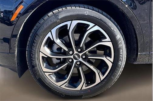 2024 Lincoln Nautilus Reserve