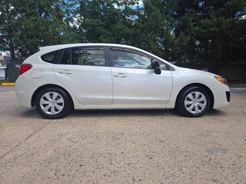 2014 Subaru Impreza 2.0i