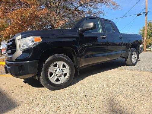 2017 Toyota Tundra SR5