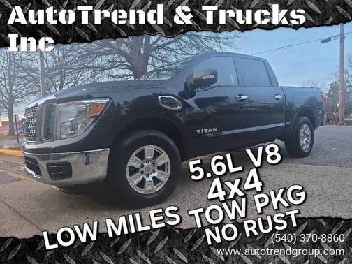 2017 Nissan Titan SV