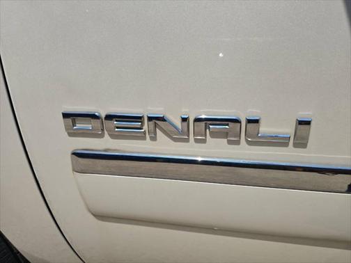 2013 GMC Yukon Denali