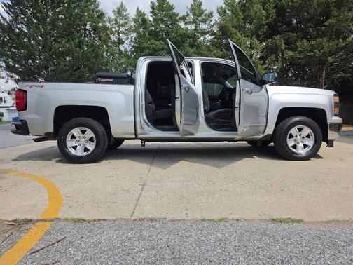 Silver Ice Metallic 2015 Chevrolet Silverado 1500 1LT