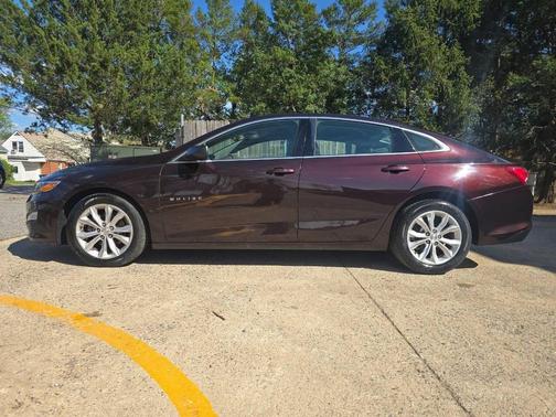Black Cherry Metallic 2020 Chevrolet Malibu FWD LT