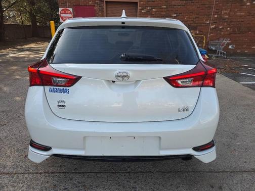 2016 Scion iM Base 4dr Hatchback CVT