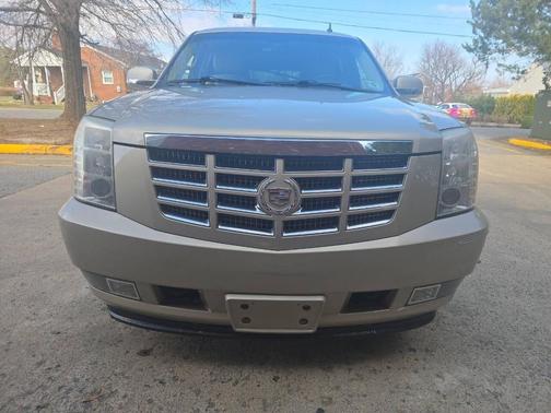 2010 Cadillac Escalade ESV Base