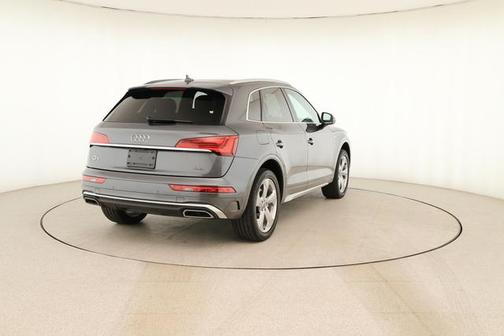2022 Audi Q5 45 S line quattro Premium