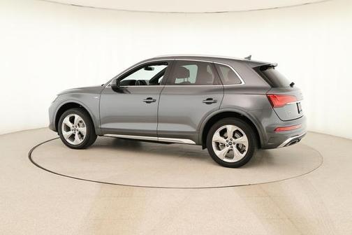 2022 Audi Q5 45 S line quattro Premium