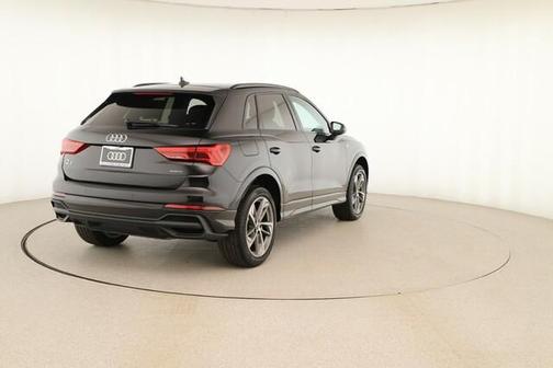 2025 Audi Q3 45 S line Premium
