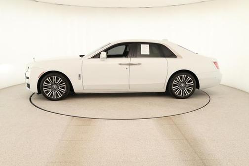 Arctic White 2022 Rolls-Royce Ghost