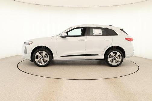 2025 Audi Q5 2.0T quattro Premium
