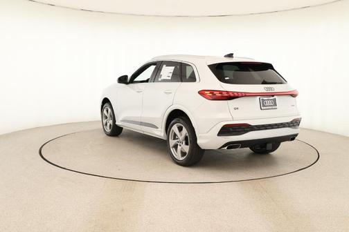 2025 Audi Q5 2.0T quattro Premium