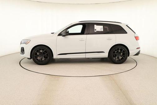 Glacier White Metallic 2026 Audi SQ7 PLUS