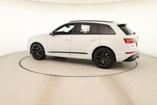 Glacier White Metallic 2026 Audi SQ7 PLUS