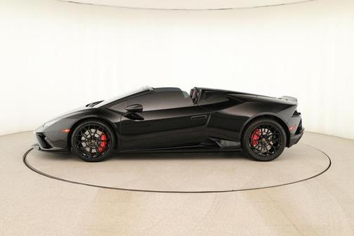 2022 Lamborghini Huracan EVO Base