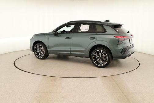Sage Green Metallic 2026 Audi Q3 S line