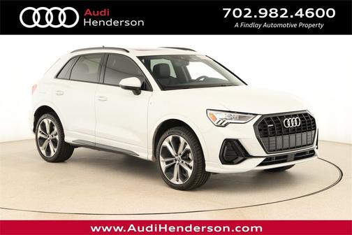 2022 Audi Q3 45 S line Premium