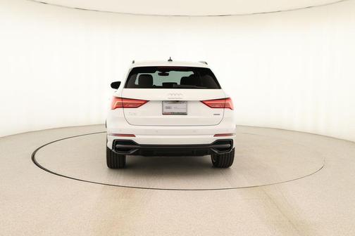 2022 Audi Q3 45 S line Premium