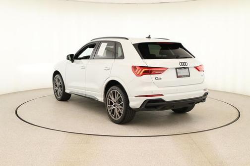 2025 Audi Q3 45 S line Premium