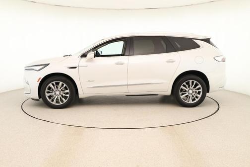 2022 Buick Enclave Avenir