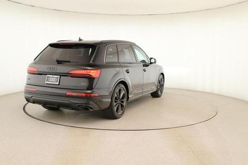 2026 Audi Q7 55 Premium Plus