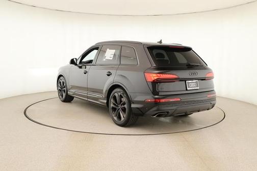 2026 Audi Q7 55 Premium Plus