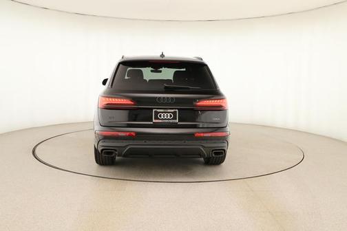 2026 Audi Q7 55 Premium Plus