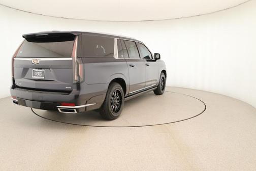 2023 Cadillac Escalade ESV Premium Luxury