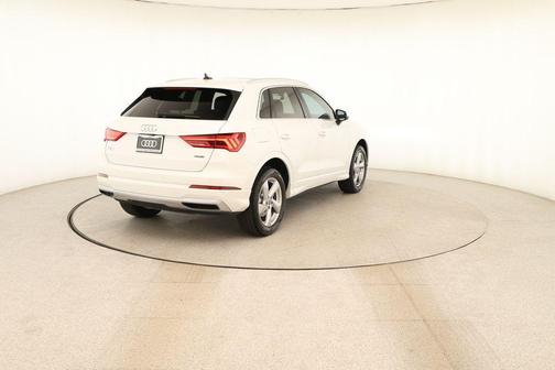 Ibis White 2020 Audi Q3 45 Premium