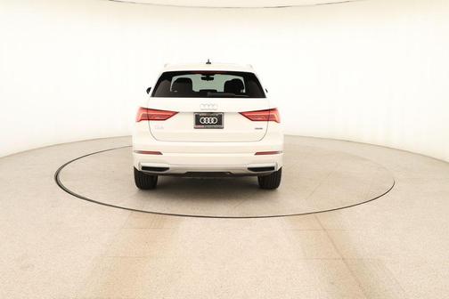 Ibis White 2020 Audi Q3 45 Premium