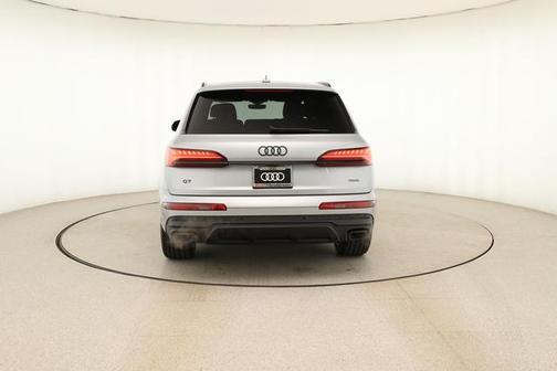 2026 Audi Q7 55 Premium Plus