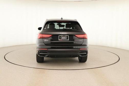 2025 Audi Q3 45 S line Premium