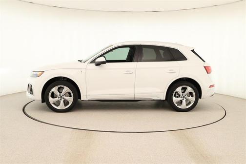 2023 Audi Q5 45 S line quattro Premium