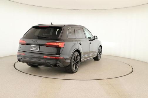 2026 Audi Q7 55 Premium Plus