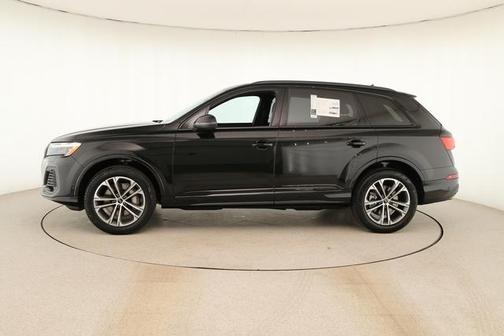 2026 Audi Q7 45 Premium