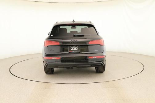 2025 Audi Q5 40 Premium