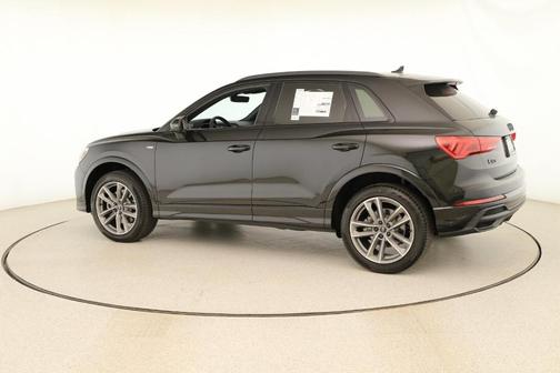 2025 Audi Q3 45 S line Premium