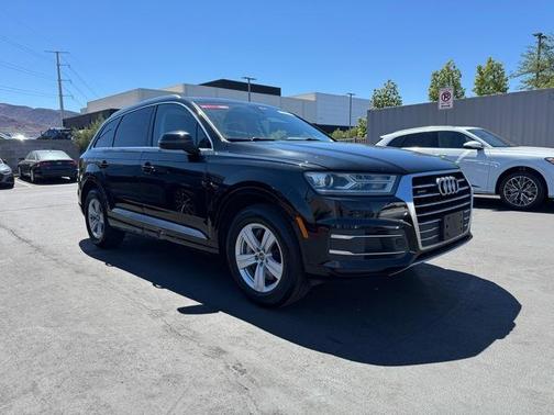2019 Audi Q7 45 Premium