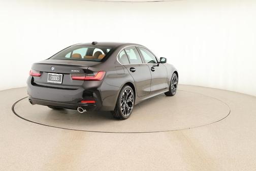 2025 BMW 330 i