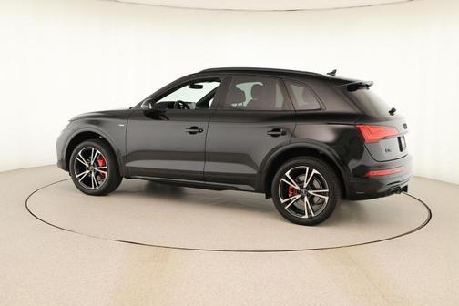 2025 Audi Q5 45 S line quattro Premium