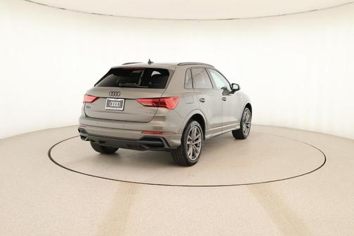 2025 Audi Q3 45 S line Premium