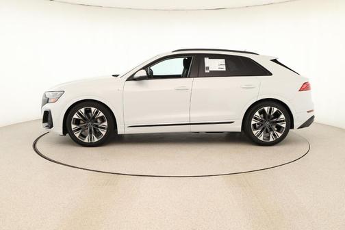 2025 Audi Q8 55 Premium